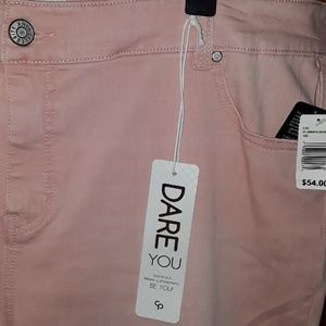 *TRADED* Yes, I will trade through POSHMARK!